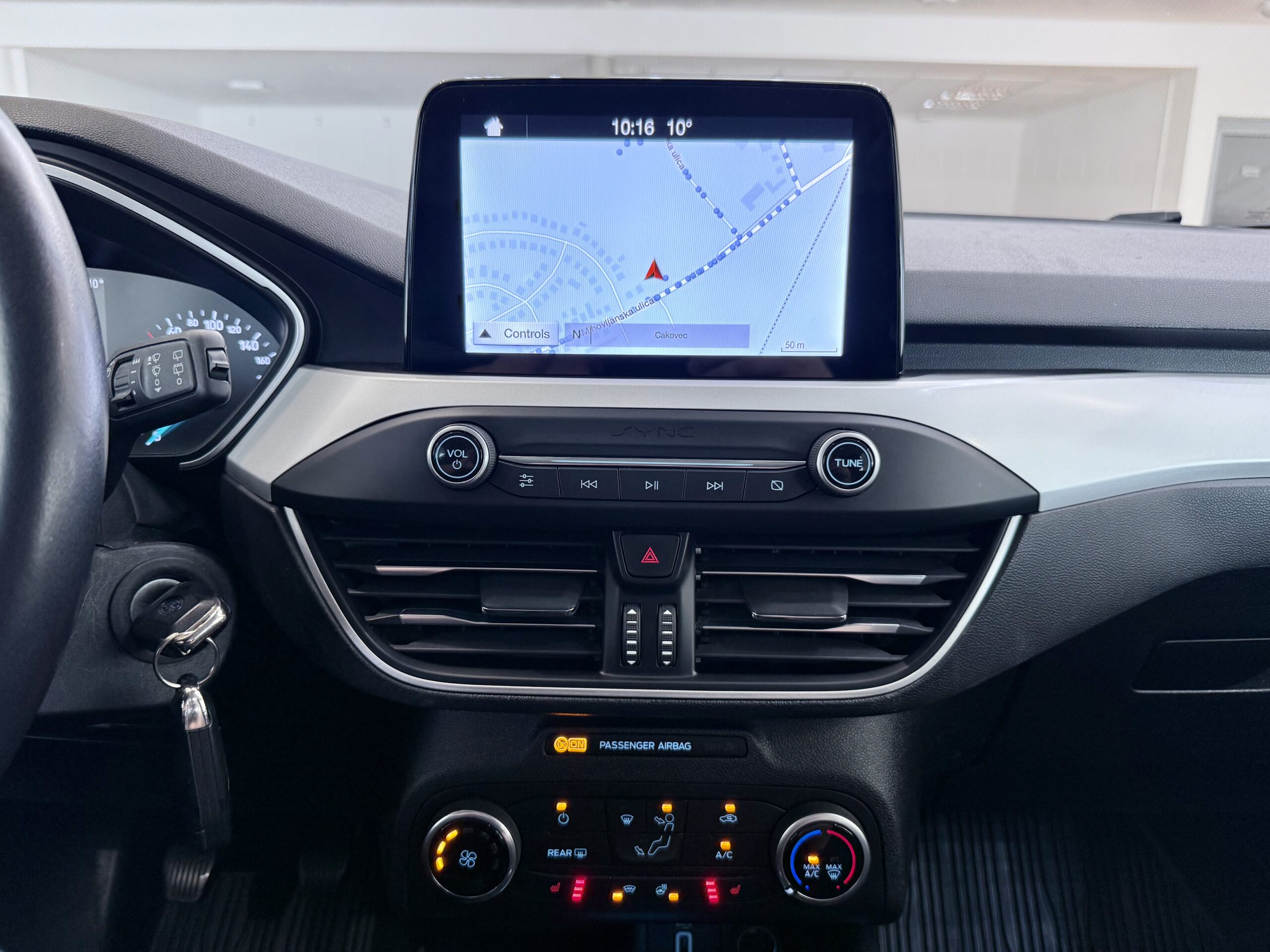 Ford Focus 1.5 TDCi kar - Slika 6